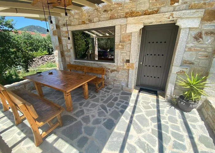 Kastro Stone House Ii * Skala Potamia